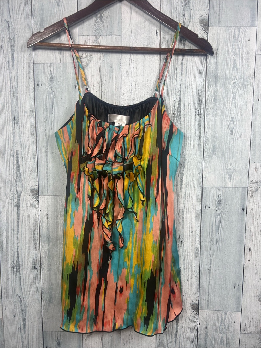 Mac & Jac L Abstract Painterly
Ruffle Cami Top Artsy Boho
Maximalist Eclectic
